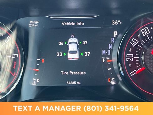 Used 2023 Dodge Challenger SXT w/ Blacktop Package image 16