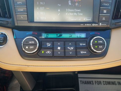 Used 2017 Toyota RAV4 Limited image 24