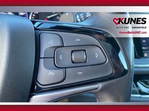 Used 2024 Buick Enclave Premium image 14
