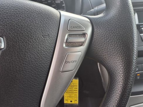 Used 2015 Nissan Sentra S image 20