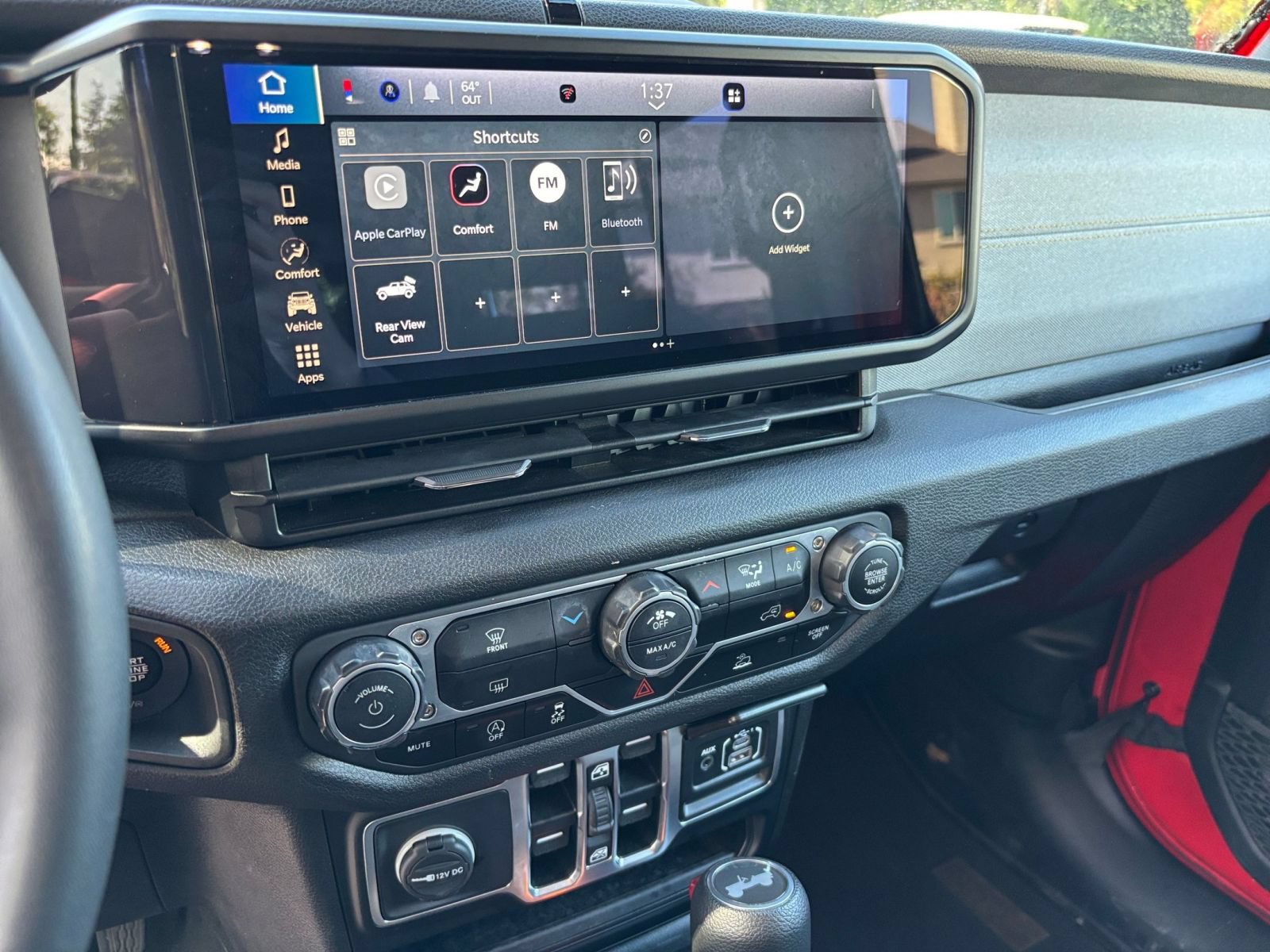 Used 2025 Jeep Wrangler Unlimited Sport AWD/4WD image 16