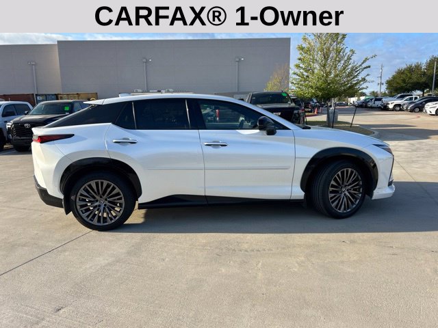 Used 2024 Lexus RZ 450e Premium w/ Accessory Package (2T) AWD/4WD image 2