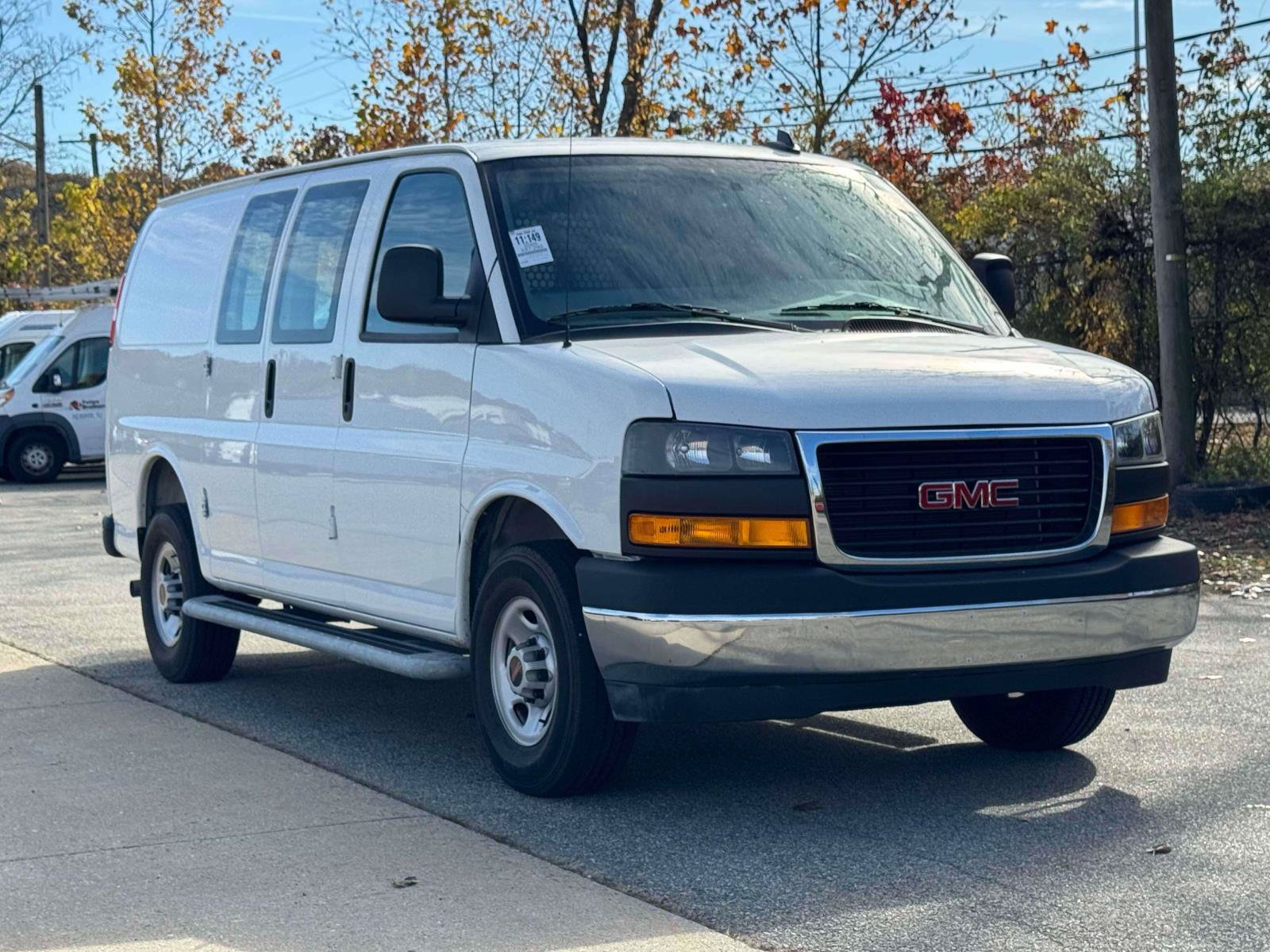 Used 2025 GMC Savana 2500 w/ Driver Convenience Package RWD image 2