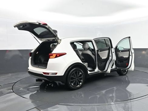 Used 2019 Kia Sportage EX w/ EX Sport Appearance Package AWD/4WD image 35