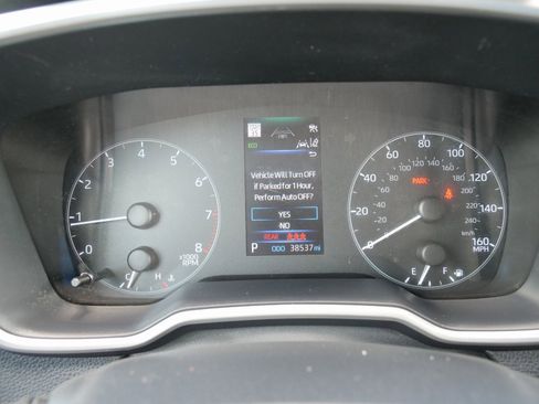 Used 2025 Toyota Corolla SE image 24