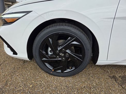 New 2026 Hyundai Elantra SEL Sport image 21