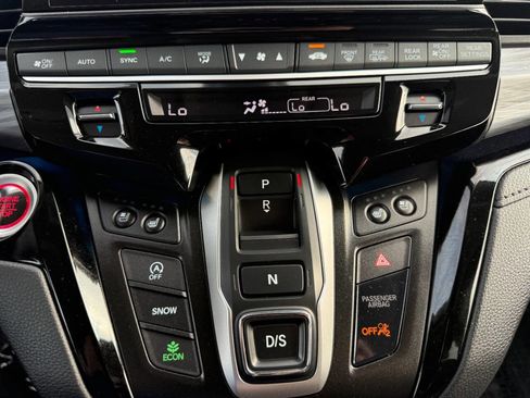 Used 2026 Honda Odyssey Elite image 48