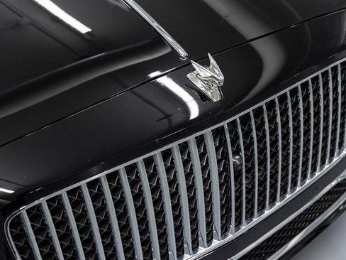 Used 2023 Bentley Flying Spur V8 image 6