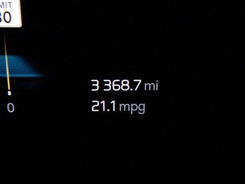 Certified 2025 Volvo XC90 B6 Plus w/ Protection Package Premier image 26