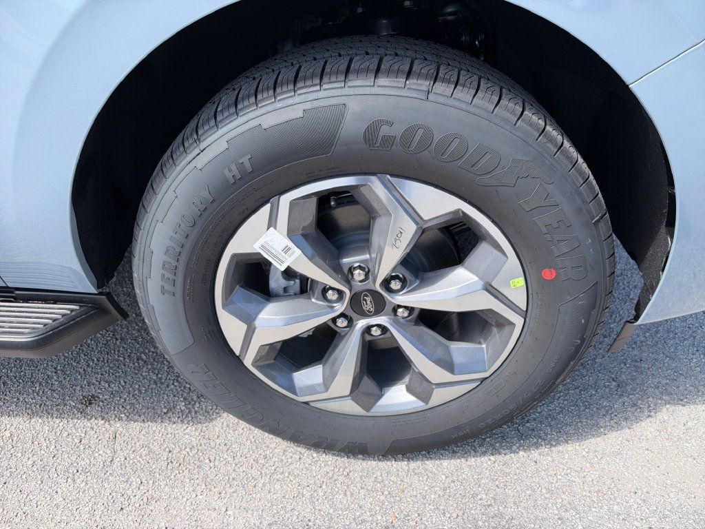 New 2027 Ford Expedition Max Active RWD image 10