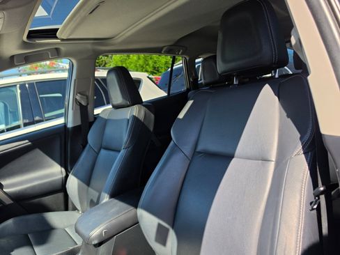 Used 2013 Toyota RAV4 Limited AWD/4WD image 23