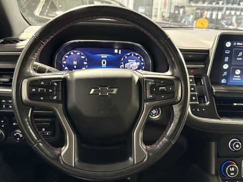 Used 2022 Chevrolet Tahoe RST w/ Luxury Package AWD/4WD image 17