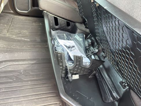 Used 2024 GMC Sierra 2500 Denali w/ Denali Reserve Package image 23