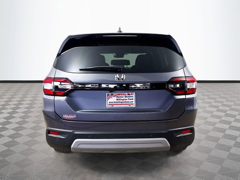 Used 2025 Honda Pilot EX-L image 6