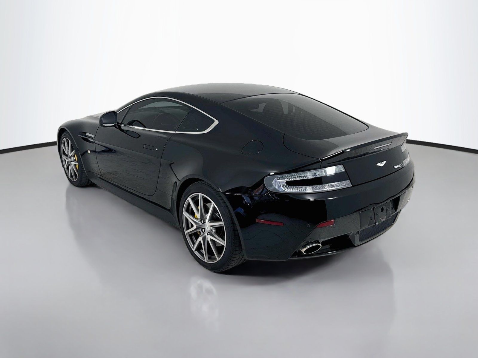 Used 2012 Aston Martin V8 Vantage S RWD image 5