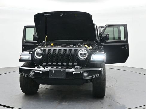 Used 2021 Jeep Wrangler Unlimited Sahara AWD/4WD image 36