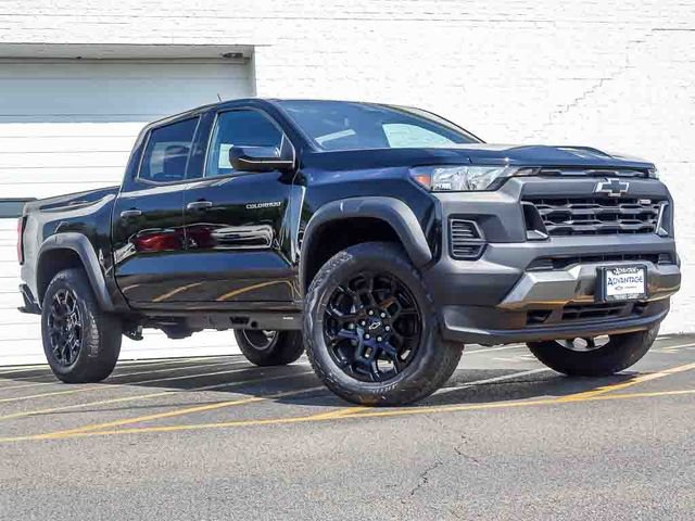 New 2026 Chevrolet Colorado Trail Boss AWD/4WD image 2