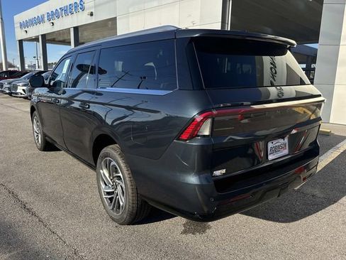 New 2026 Lincoln Navigator L Reserve AWD/4WD image 5