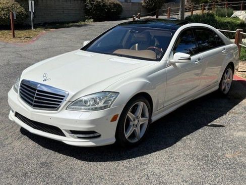 Used 2010 Mercedes-Benz S 550 image 1