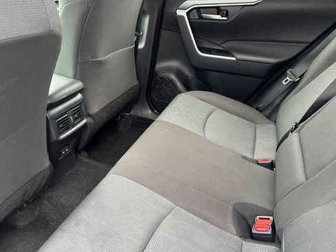 Used 2025 Toyota RAV4 XLE w/ Weather Package image 27