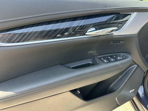 Used 2024 Cadillac XT6 Premium Luxury w/ LPO, Floor Liner Package AWD/4WD image 16