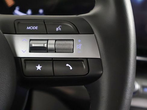 Used 2025 Hyundai Kona SEL image 35