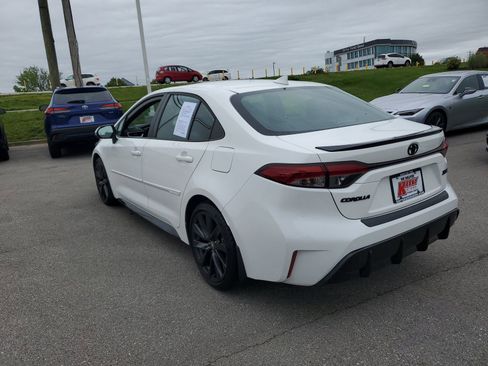 Certified 2024 Toyota Corolla XSE FWD image 2