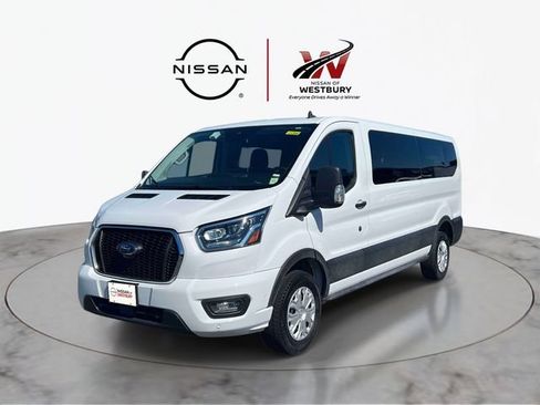 Used 2023 Ford Transit 350 XLT RWD image 4