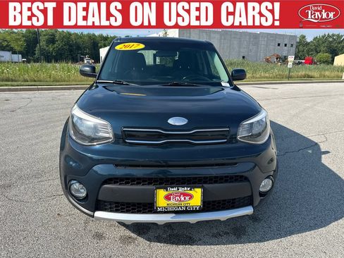 Used 2017 Kia Soul + FWD image 9