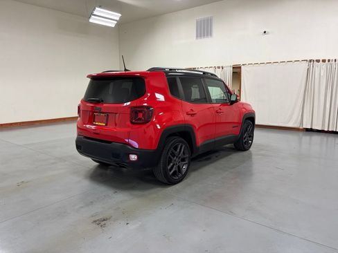 Used 2020 Jeep Renegade Altitude FWD image 8