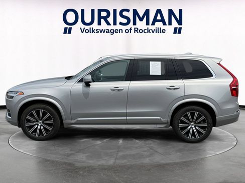 Used 2025 Volvo XC90 B5 Core AWD/4WD image 3