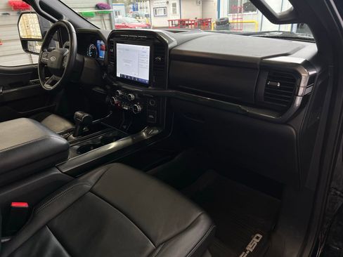 Used 2022 Ford F150 XLT w/ Equipment Group 302A High image 18