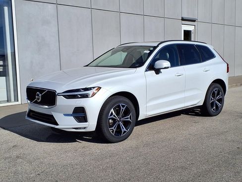 Certified 2022 Volvo XC60 B5 Momentum AWD/4WD image 1