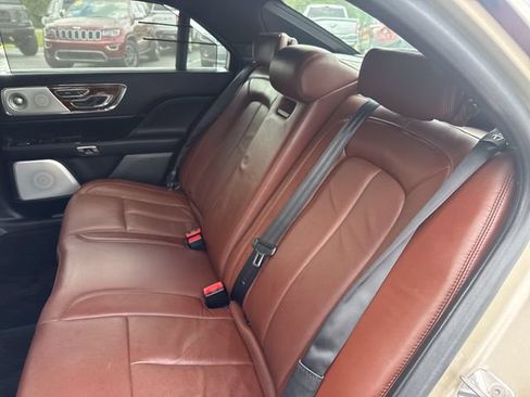Used 2017 Lincoln Continental Reserve w/ Luxury Package AWD/4WD image 30