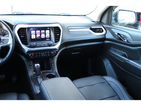 Used 2019 GMC Acadia SLT w/ LPO, Black Accent Package image 17