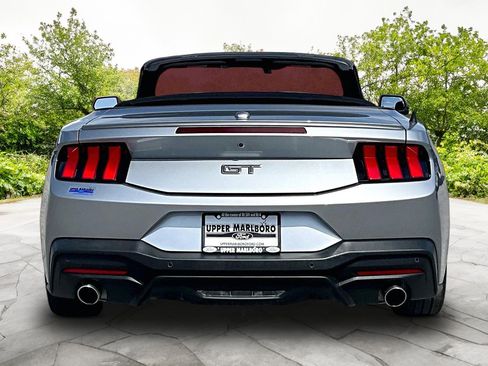 Used 2024 Ford Mustang GT Premium image 4