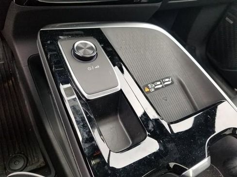 New 2026 Buick Enclave Sport Touring w/ Power Package FWD image 19