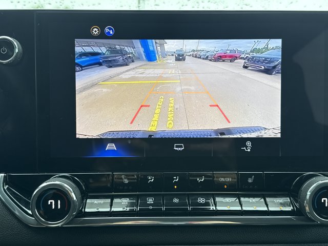 Used 2026 Chevrolet Colorado LT RWD image 8