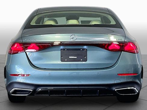New 2027 Mercedes-Benz E 450 4MATIC Sedan image 4