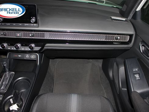 Used 2024 Honda Civic Sport image 18