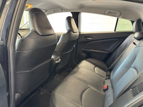 Used 2021 Toyota Prius Prime XLE FWD image 39