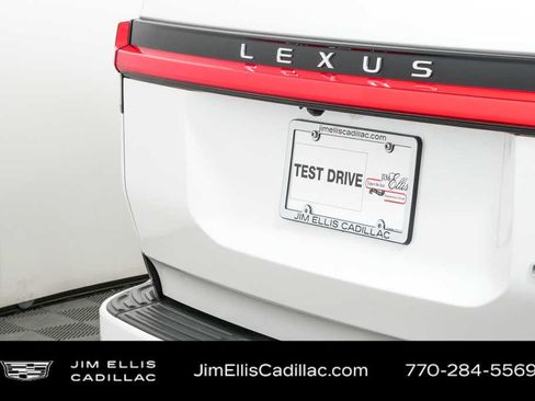 Used 2024 Lexus GX 550 w/ Accessory Package (2T) AWD/4WD image 37
