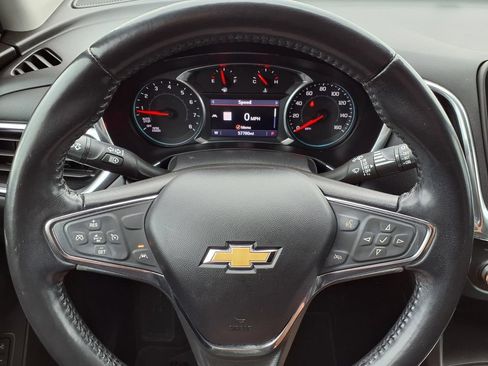 Used 2020 Chevrolet Equinox LT w/ Midnight Edition FWD image 12