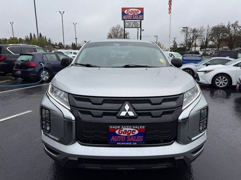 Used 2022 Mitsubishi Outlander Sport LE image 12