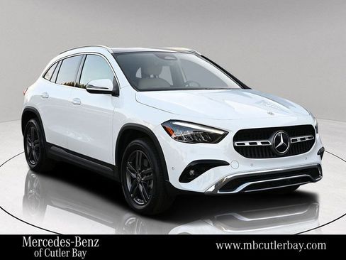 Certified 2025 Mercedes-Benz GLA 250 image 1