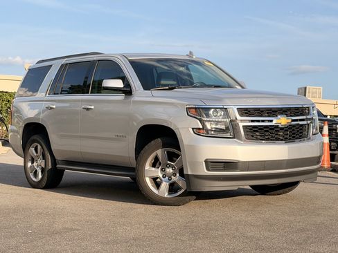 Used 2018 Chevrolet Tahoe LT AWD/4WD image 2