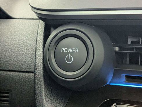 Used 2026 Toyota Prius Plug-In Hybrid FWD image 29