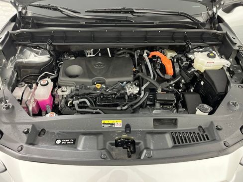 Used 2023 Toyota Highlander XLE image 15
