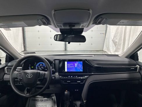 Used 2026 Toyota Camry LE FWD image 42