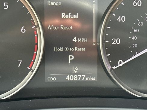 Used 2021 Lexus IS 300 w/ Comfort Package RWD image 18